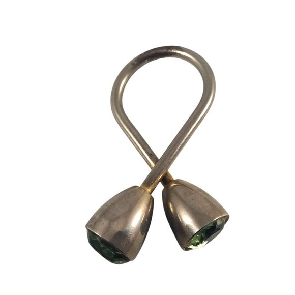 COPY - Vintage Faux Peridot Silver Tone 2.25" Shawl Tie Scarf Cloak Cross Twist… - Picture 3 of 8